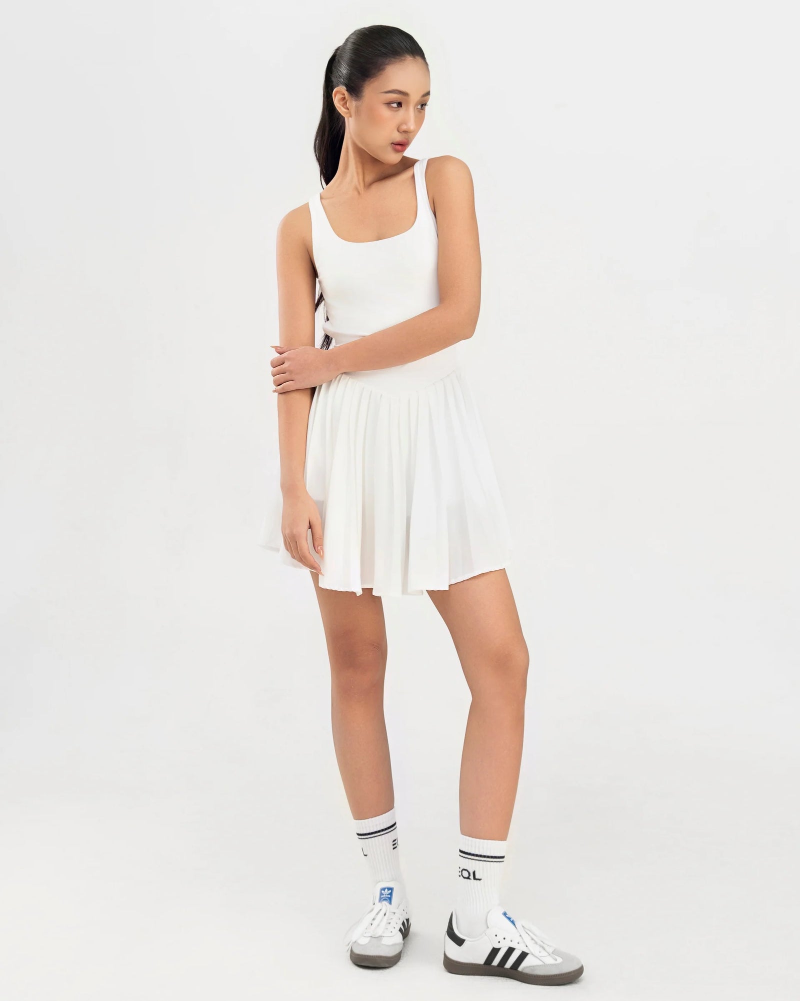 Game - White