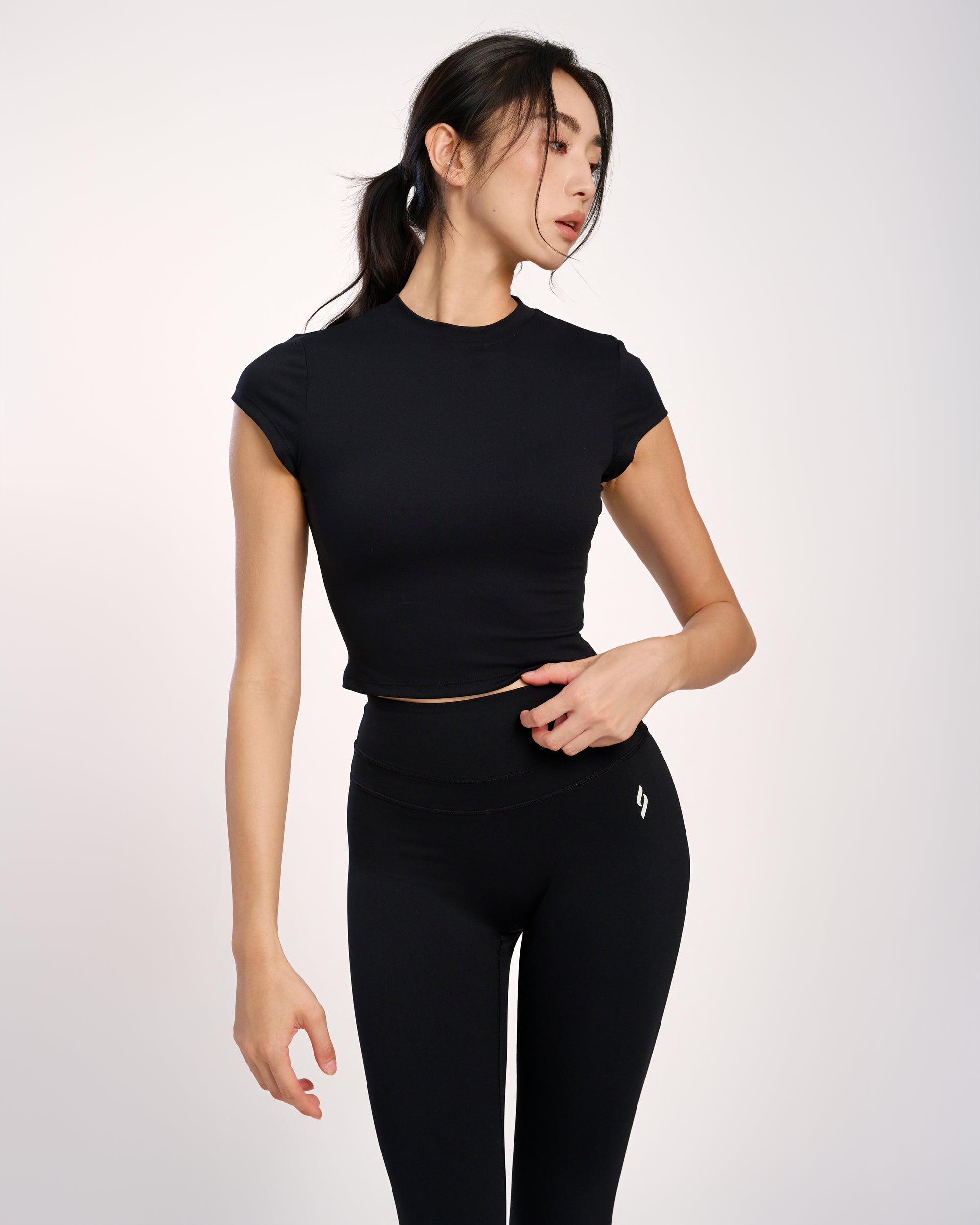Impulse 3.0 - Black (Legging Set)