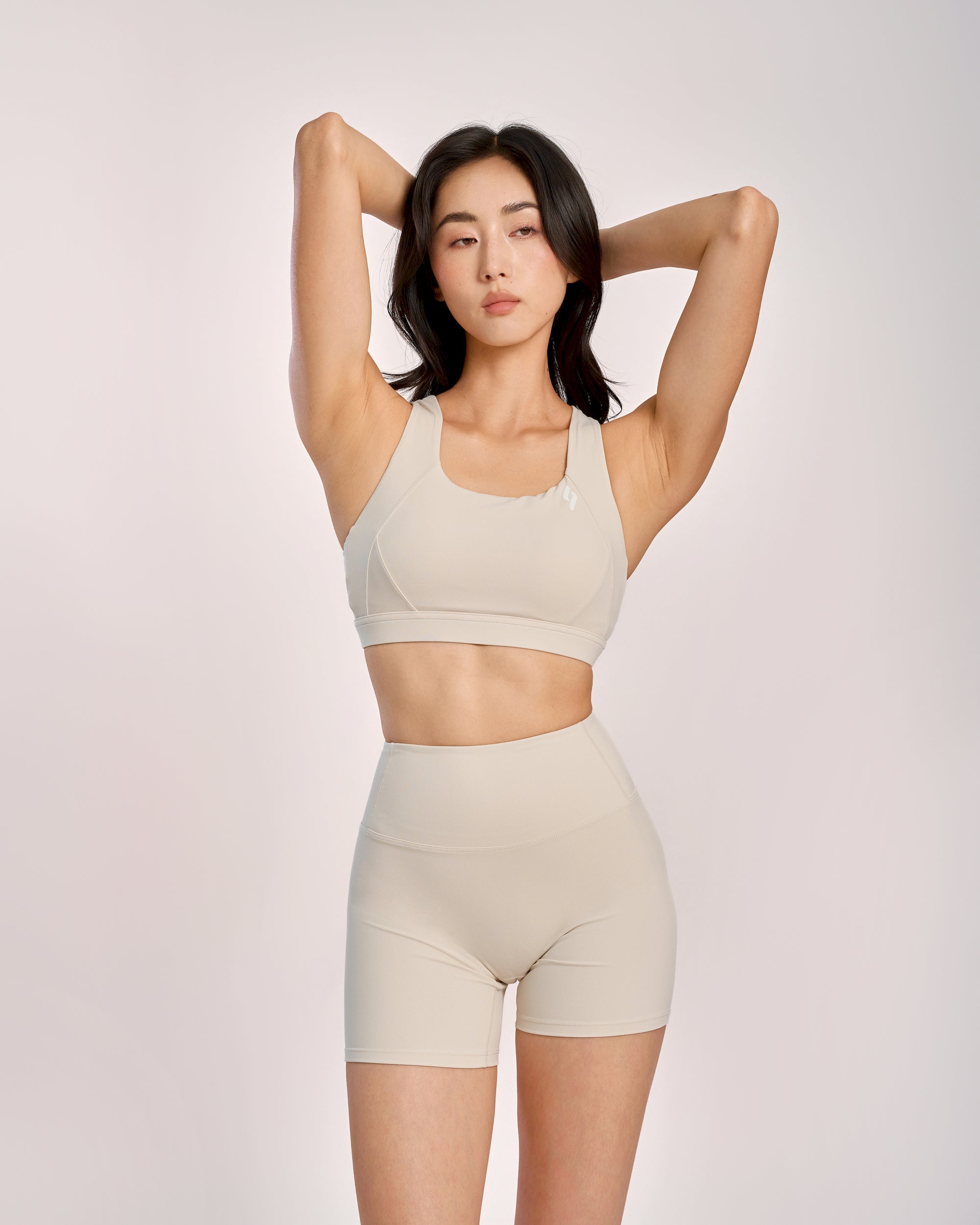 Focus - White