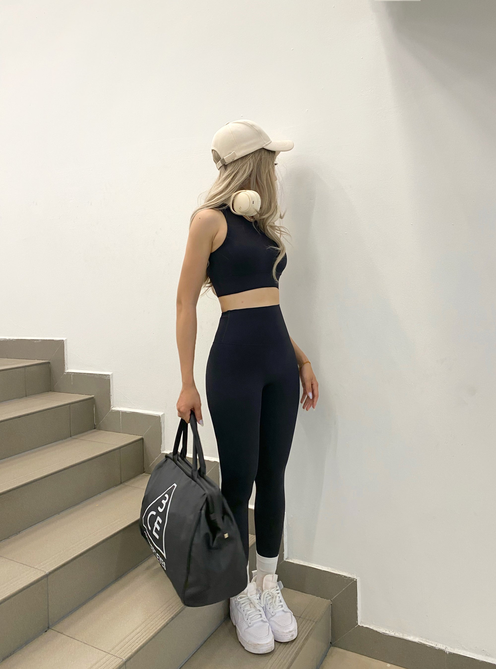 Set Confident - Black